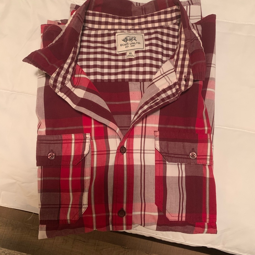 Men’s Ecko button down